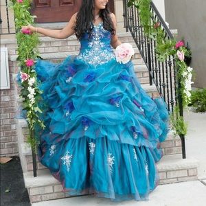 Sweet 16 dress !! Size 8 !!